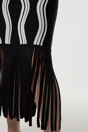 Contrast Wave Knit Dress With Fringing
